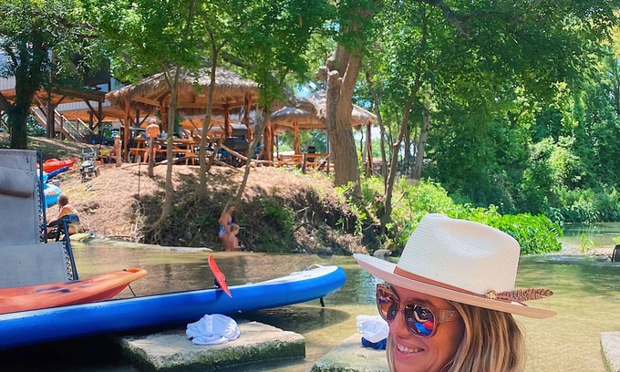 Sutherland Springs Cabin | Brand new Cabin with Pool, hot tub, kayaking, paddle boarding & hiking! - RC19