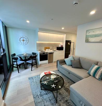 Te Aro Apartment | Brand New CBD High Rise 1 Bed With Ocean View on the Doorstep of Courtenay Place