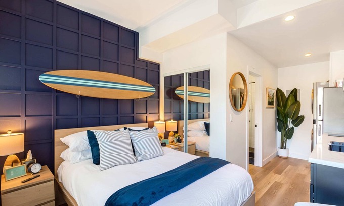 Hillcrest Apartment | Brand-New Coastal Escape in Heart of Hillcrest