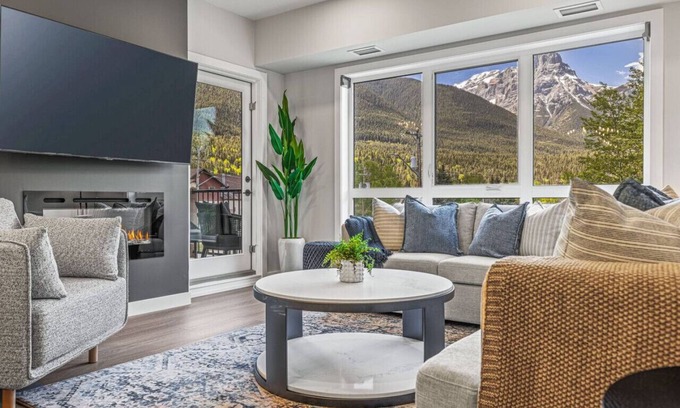 Copperstone Resort Apartment | Brand New Condo, Mountain Views