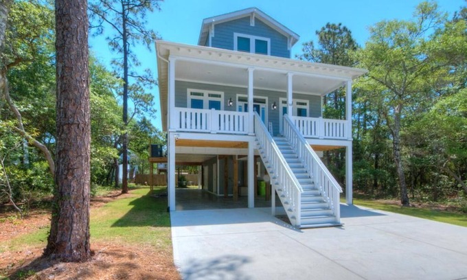 Tranquil Harbour House | Brand New, Gorgeous, 3BR 3.5BA House, Elevator, Dog Friendly, Sleeps 9