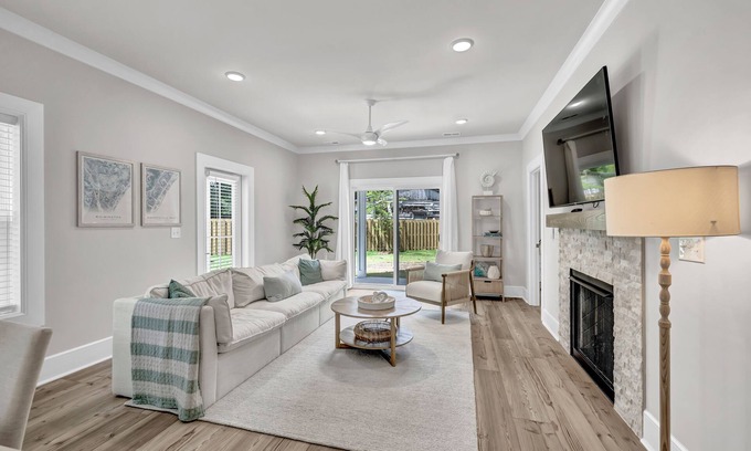 Wilmington House | Brand New, Spacious 5BR Retreat - Close to Beach, Downtown Wilmington & Dining