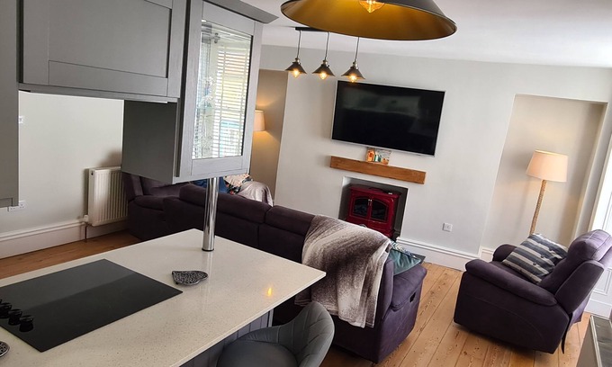 Staithes Apartment | Brand New ! The Old Post Office Apartment, Staithes