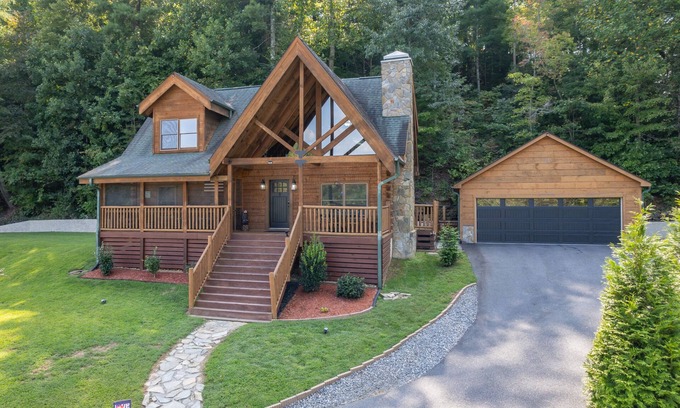 Lake Lure Cabin | Brand New Unique Cabin with a Modern feel.