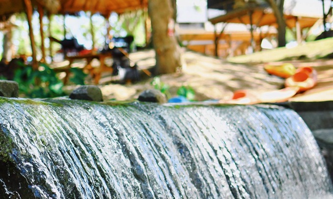 Sutherland Springs Cabin | Brand new waterfront Cabin with many amenities: Pool, hot tub & kayaking. - RC13