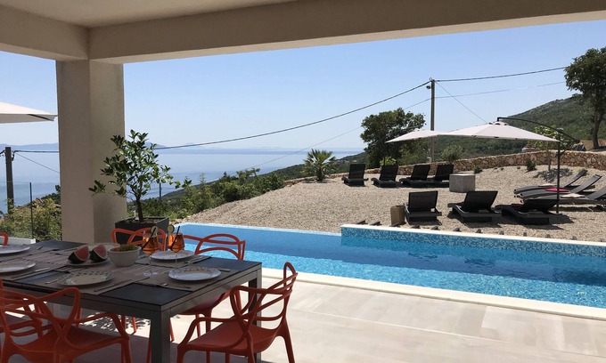 Zagore Apartment | Brand new, with infinity pool, right by the pool