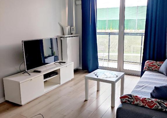Wilanow Apartment | Branickiego 21 Apartment close Medicover and Paley