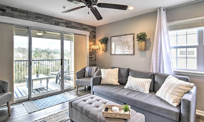 Branson Condo | Branson Retreat w/Balcony & 18-Hole Golf Course!