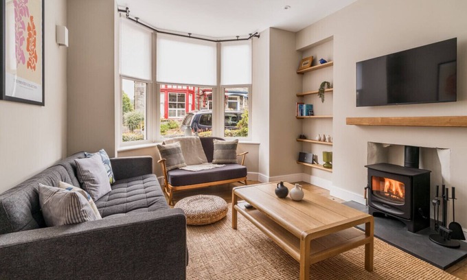 Ambleside House | Brantwood - 4 bed home Ambleside