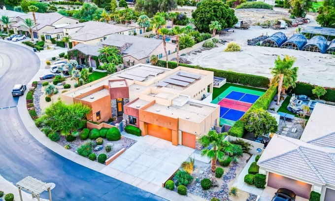 Rancho Santana House | Breakfast Club/100k Game Room