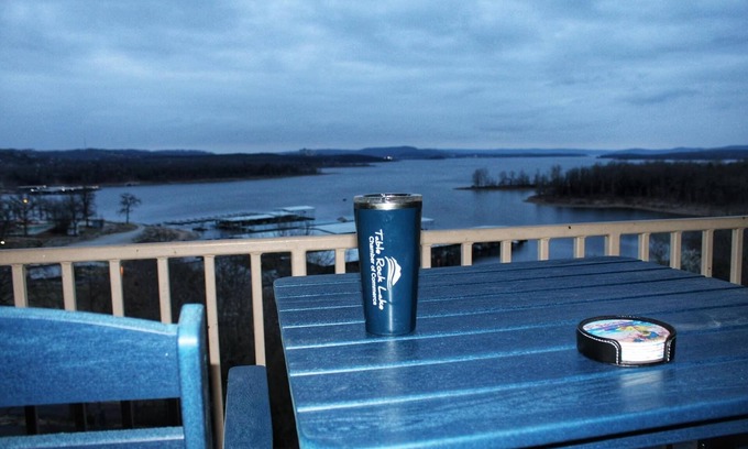 Indian Point Condo | BREATHTAKING LAKE VIEW- UPPER LEVEL - TWO MILES FROM SILVER DOLLAR CITY