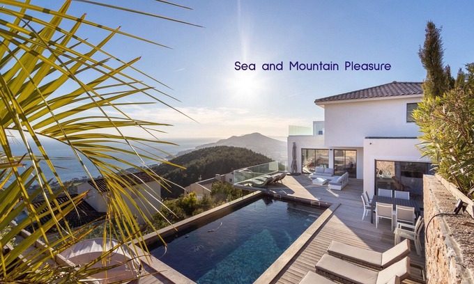 Carqueiranne Villa | Breathtaking Sea View Villa - Prestige and Calm