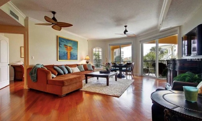 Indian Rocks Beach Apartment | Breathtaking Gulf Front Condo