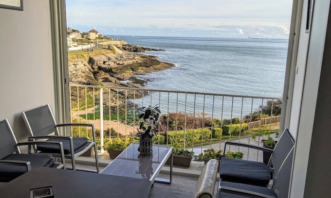 Vaux-sur-Mer Apartment | BREATHTAKING VIEW FROM THIS APARTMENT