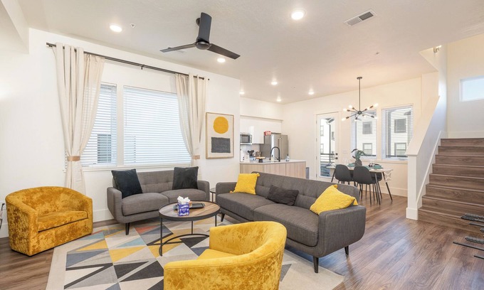 Veterans Park Condo | Breathtaking Views Of Downtown Boise and Foothills!