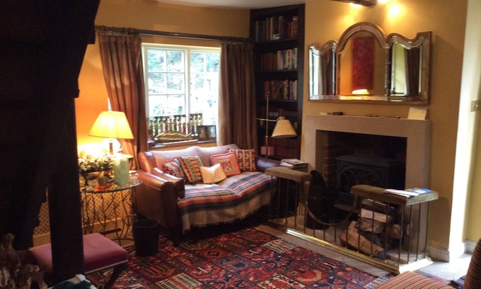 Midhurst Bed & Breakfast | Bridge Cottage B & B