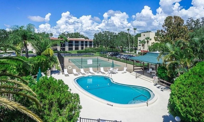 Venice Condo | Bright 1st Floor Clean Happy Condo