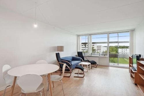 Aarhus South Apartment | Bright and Inviting Apartment with Garden View in Viby
