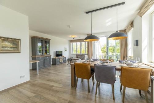 Cadzand-Bad Apartment | Bright C, 200 meter from the beach