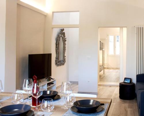 San Lorenzo Apartment | Bright Gem in the heart of Florence