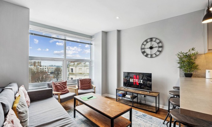 Brighton City Centre Apartment | 'Bright-on Heights' - Brighton Central Premium 2 bed flat by the Sea