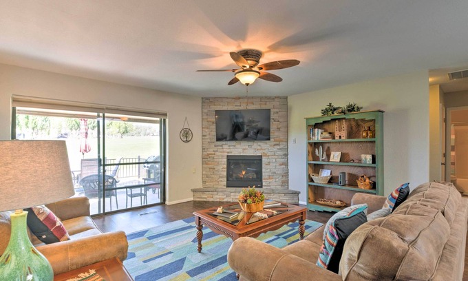 Ruidoso Condo | Bright Ruidoso Condo w/Deck & Golf Course Views!