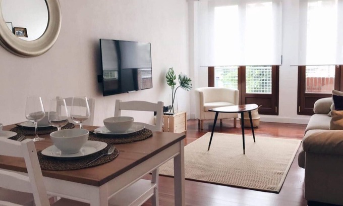 Basurtu Apartment | Bright, spacious and comfortable