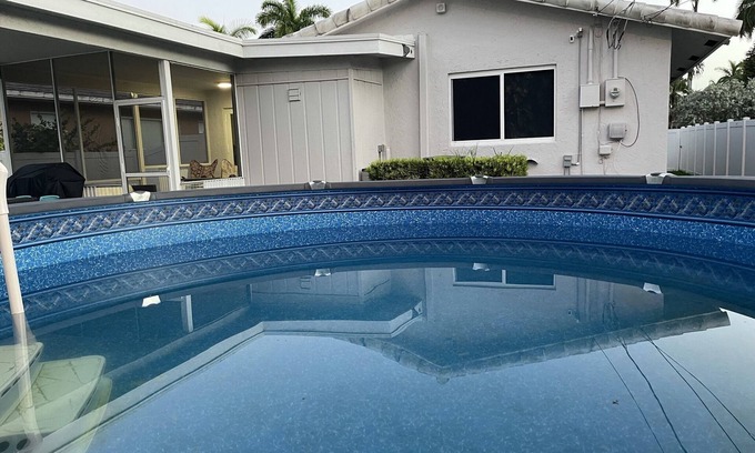 Hollywood Lakes Villa | Bright & Spacious Villa in Hollywood ★ 3BR/2BA ★ Heated Pool ★Walk to Beach