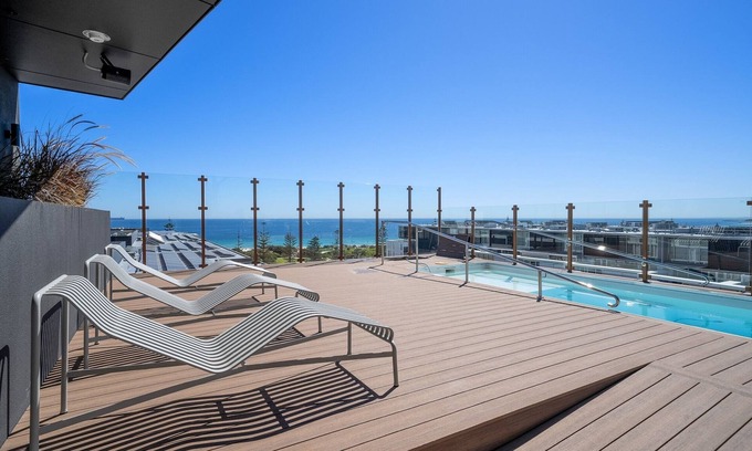 North Fremantle Apartment | Bright Studio in Fremantle with Modern Finishes