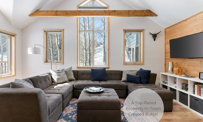 Crested Butte House | Bright w/High Ceilings & Deck - 2 Blocks from Elk in Quiet Corner of Town w/EV!
