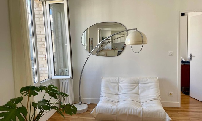 Belleville Apartment | Bright, warm apartment