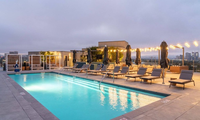 West Los Angeles Apartment | Bright West LA 1BR w/ Pool & Gym, nr Shops & Restaurants, by Blueground