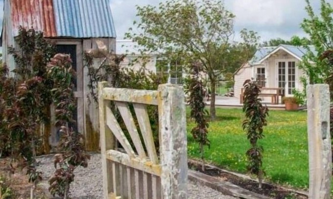 Feilding Cottage | Brindle Cottage a beautiful place to stay