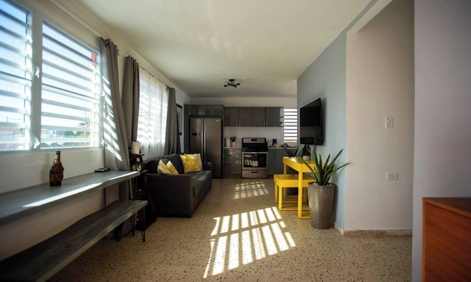 Catano Apartment | Brisa Tropical en la Isla del Encanto