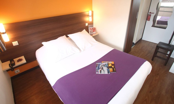 Bron Hotel | Brit Hotel Lyon Eurexpo