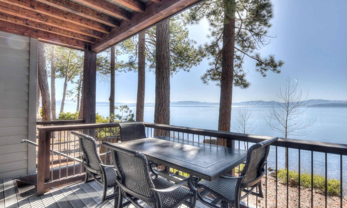 Brockway House | Brockway Springs Lodge | Steps to Lake Access!