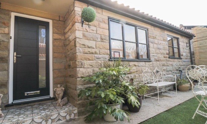 Thornton Dale House | Brookwood