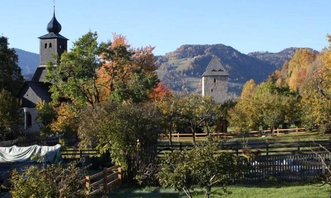 Schoeder House | Bruggerhaus" mountain hut