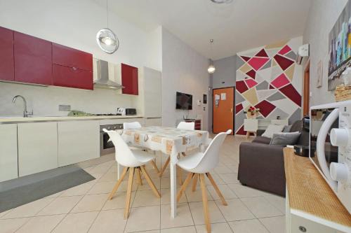 Fiumicino Apartment | Brunelleschi House - Fiumicino Rome Airport and Fiera Roma 1 Train Stop