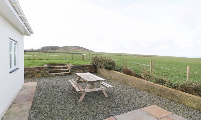 Garn Fadryn Cottage | Bryn Eiddon