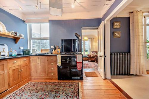 Aberaeron House | Brynamlwg