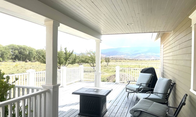 Torrey House | Bucolic views, spacious great room, short walk to center of town!