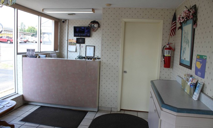 Bristol Hotel | Budget Host Inn Bristol