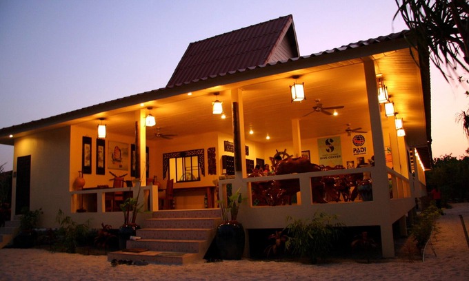 Ranong Hotel | Buffalo Bay Vacation Club