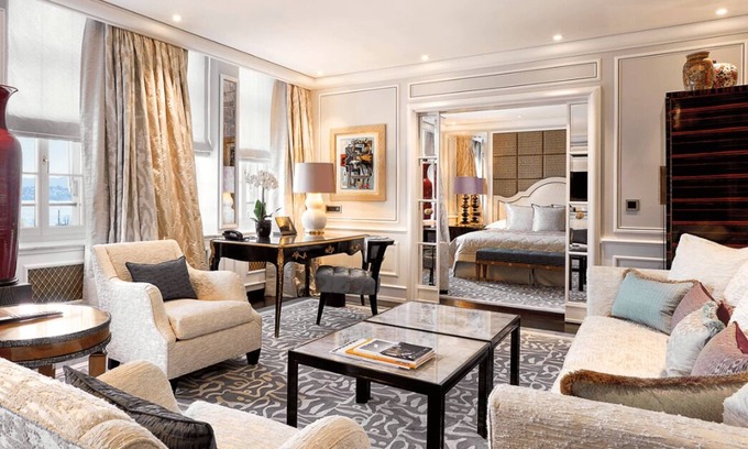 Old Town House | Buissnis Suite