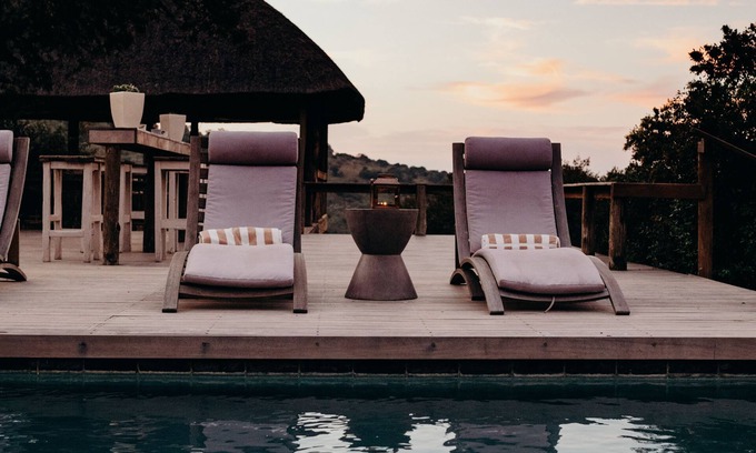 Paterson Cabin | Bukela Game Lodge Amakhala Game Reserve