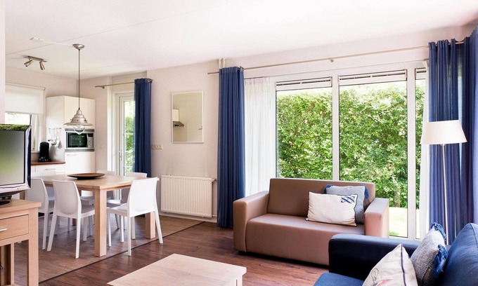 Eernewoude House | Bungalow near Alde Feanen Site