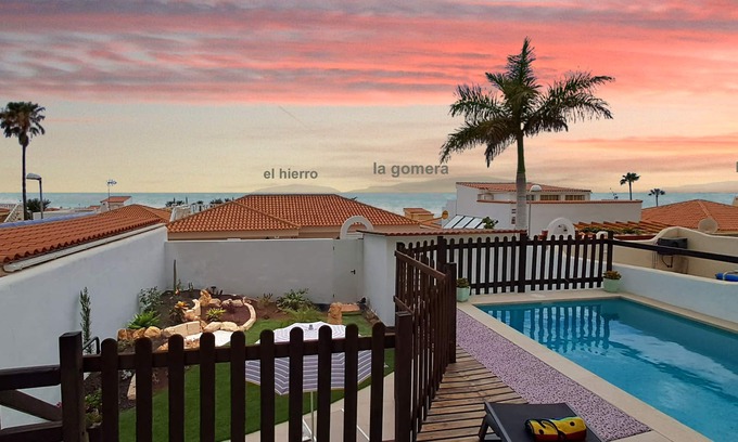 Callao Salvaje House | Bungalow Spacieux Jardin Piscine Privée Belle vue mer Calme à 3mn Centre Ville