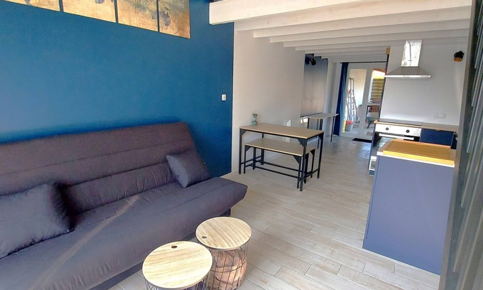 Les Herbiers House | BUNGALOW with mezzanine and exterior, sleeps 2 to 4, 10km from Puy du Fou