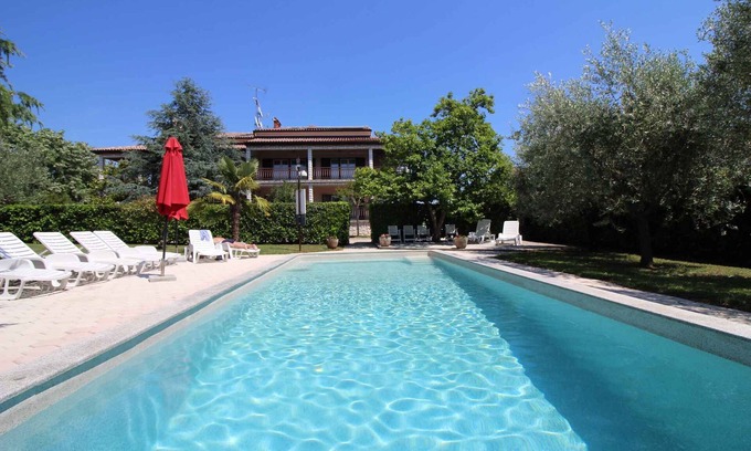 Antonci House | Bungalow with pool and air conditioning